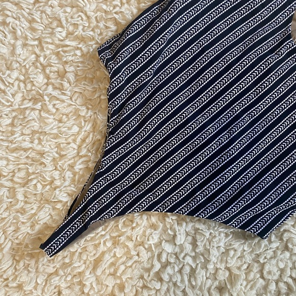 ☀️ Indah ☀️ Cheeky One-piece Swimsuit - Picture 2 of 6